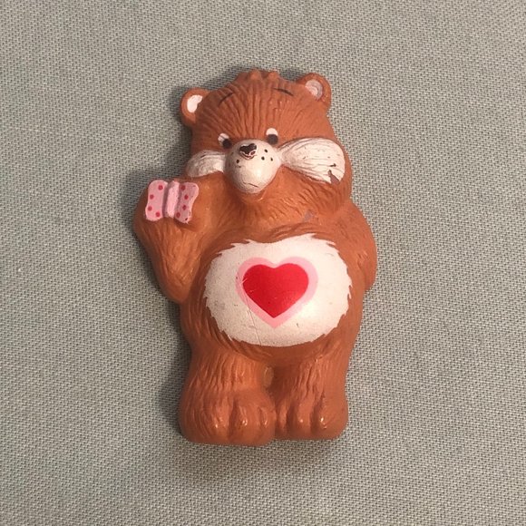 Vintage Care Bear Fridge Magnet Tenderheart Bear 1980's - Picture 1 of 5